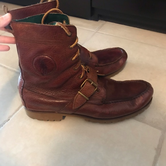 Boots - Picture 3 of 4